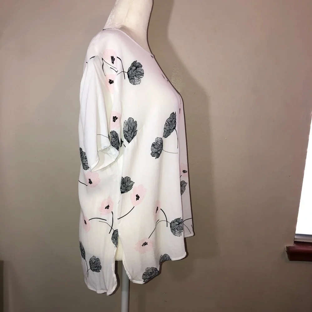PALE SKY White Poppy Floral Print Short Sleeve Blouse Sz XL - Picture 4 of 11
